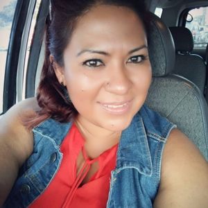 Meet your Posher, Maira edith